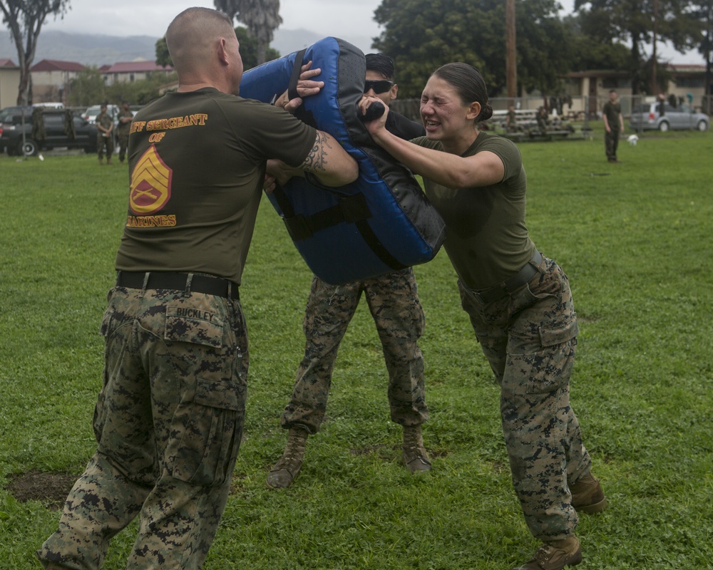 1st Law Enforcement Battalion Hosts OC Spray Course