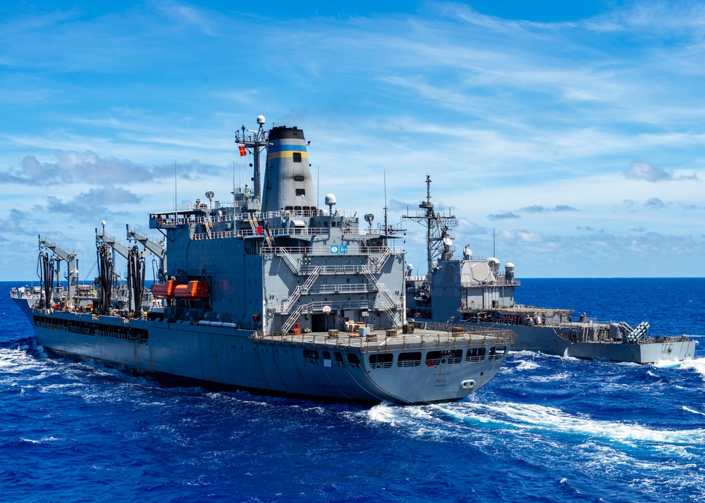 USS Mustin Conducts Replinishment-at-Sea