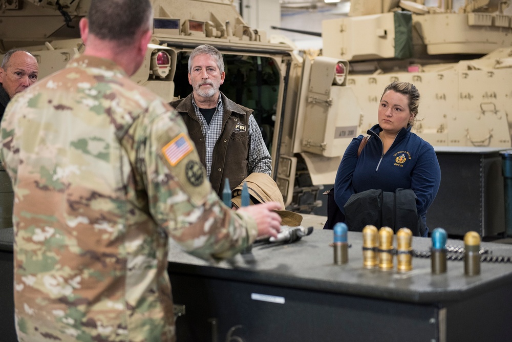 Sen. Crapo's staff visits Idaho National Guard