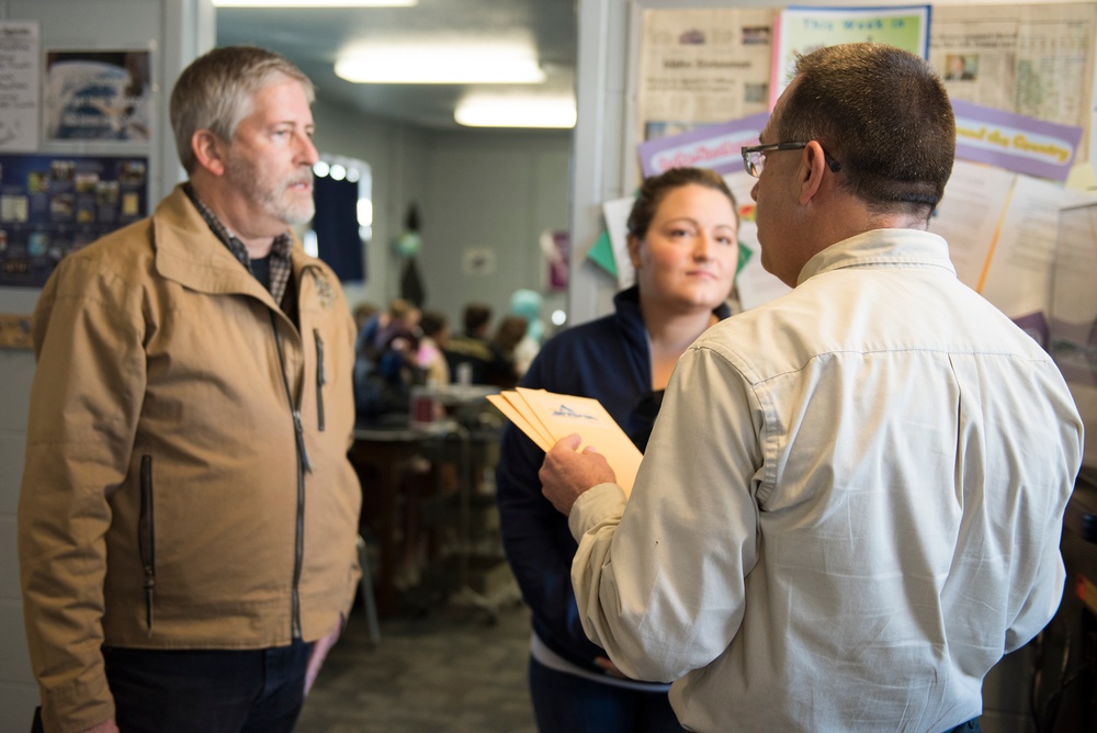 Sen. Crapo's staff visits Idaho National Guard