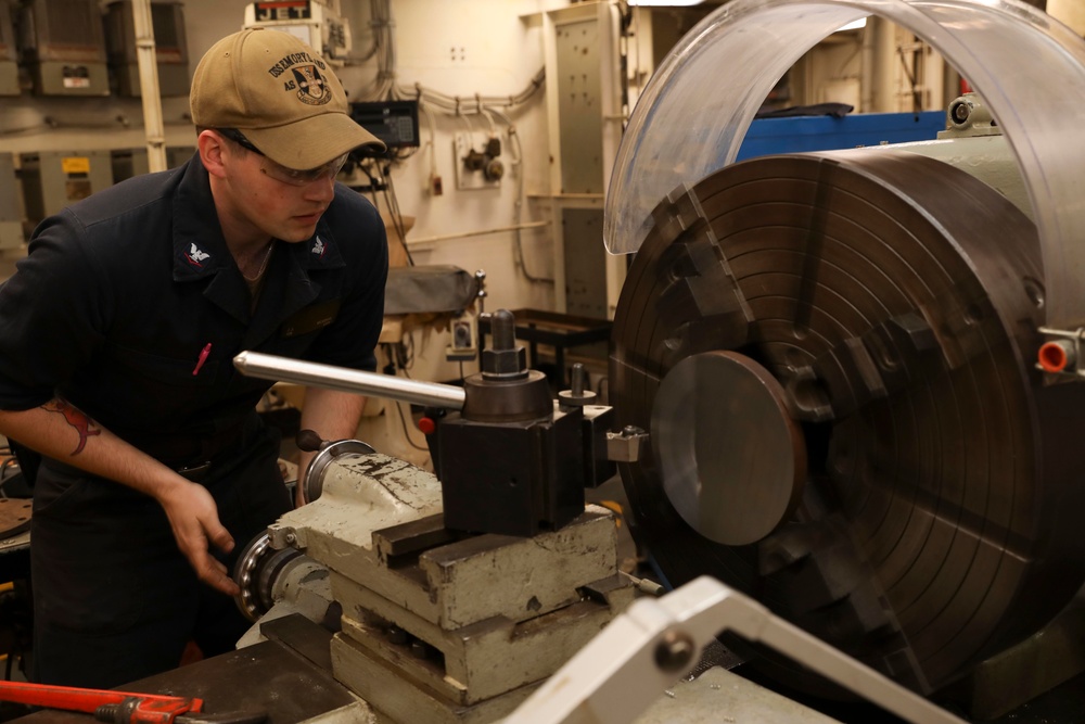 USS Emory S. Land Helps Repair Ships in Sasebo