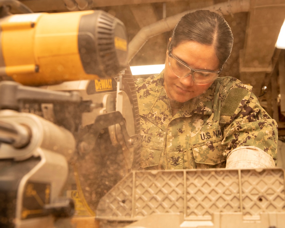 USS Emory S. Land Helps Repair Ships in Sasebo