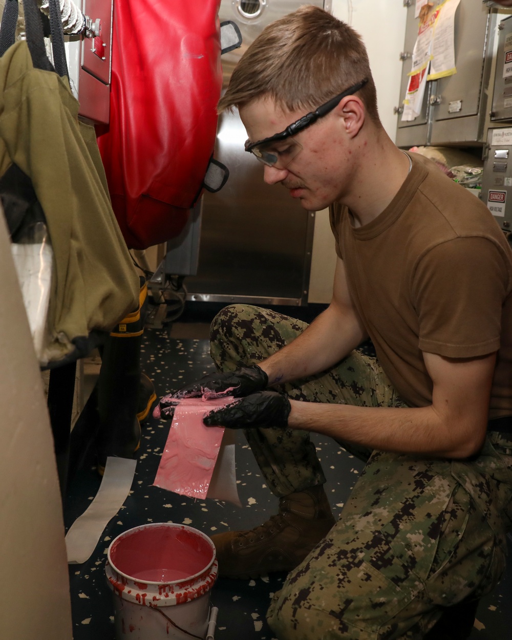 USS Emory S. Land Helps Repair Ships in Sasebo