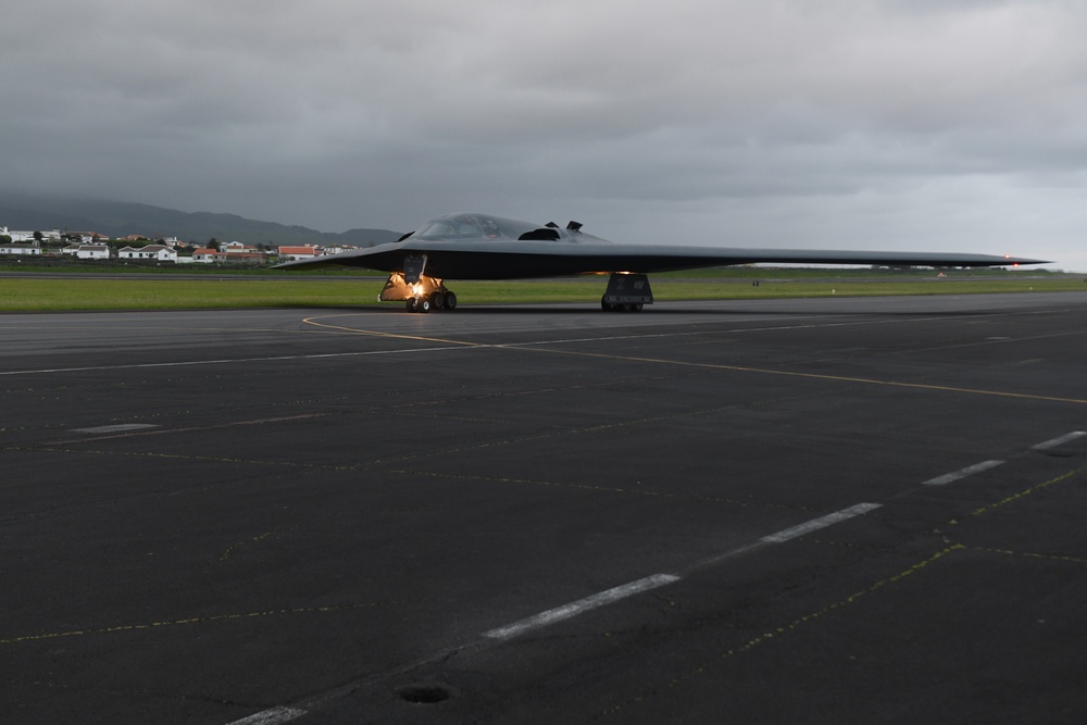 Whiteman AFB B-2 Spirits leave Lajes Field