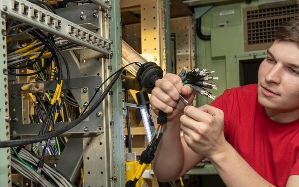 Team refines JNN overhaul procedures, saves time