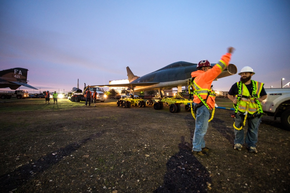 Static display on the move to new location