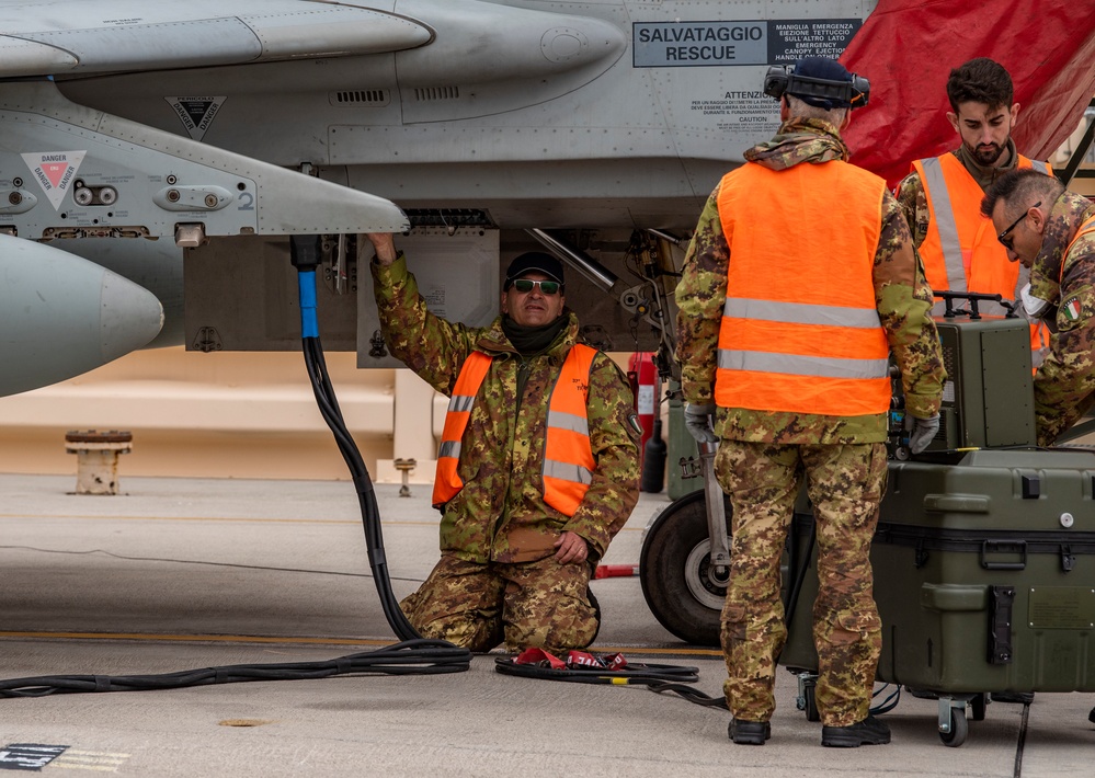 U.S. and coalition maintainers train at Red Flag 20-2
