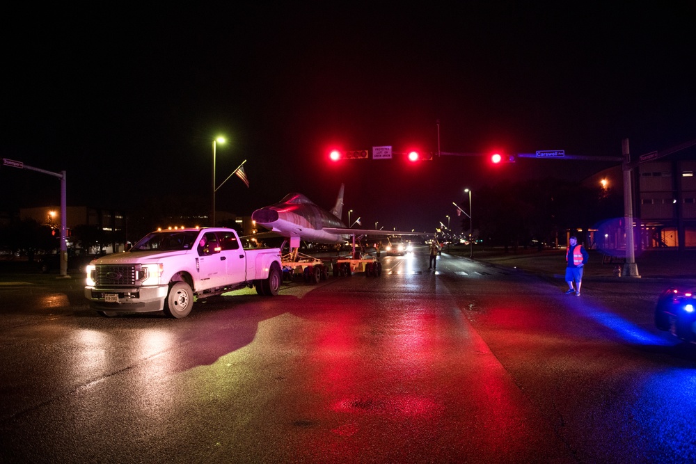 Static display on the move to new location