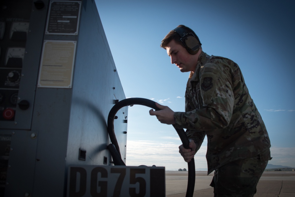 KC-10 aircrew maintains mission readiness