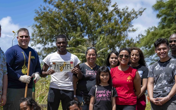 U.S. Marines and Sailors volunteer with Island Girl Power
