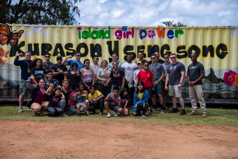 U.S. Marines and Sailors volunteer with Island Girl Power U.S. Marines and Sailors volunteer with Island Girl Power