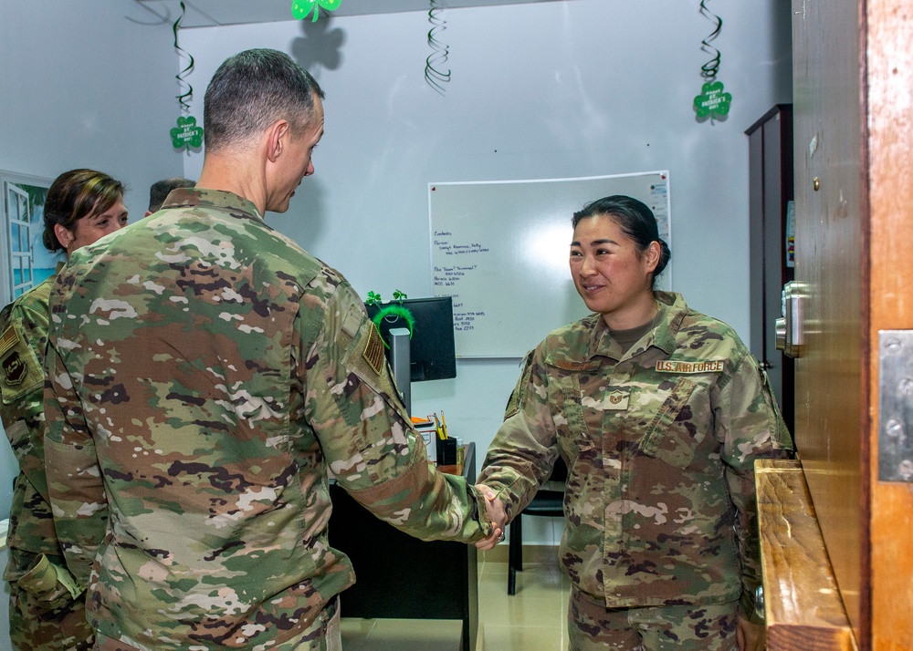 Maj. Gen. Alexus Grynkewich visits the 386th Air Expeditionary Wing