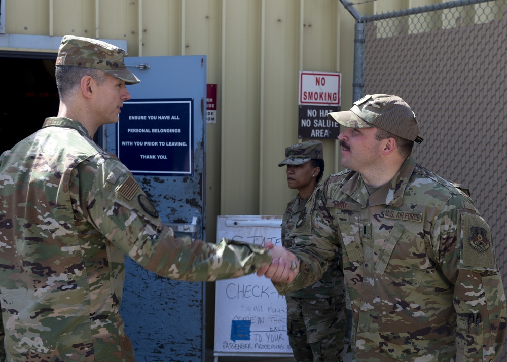 Maj. Gen. Alexus Grynkewich visits the 386th Air Expeditionary Wing