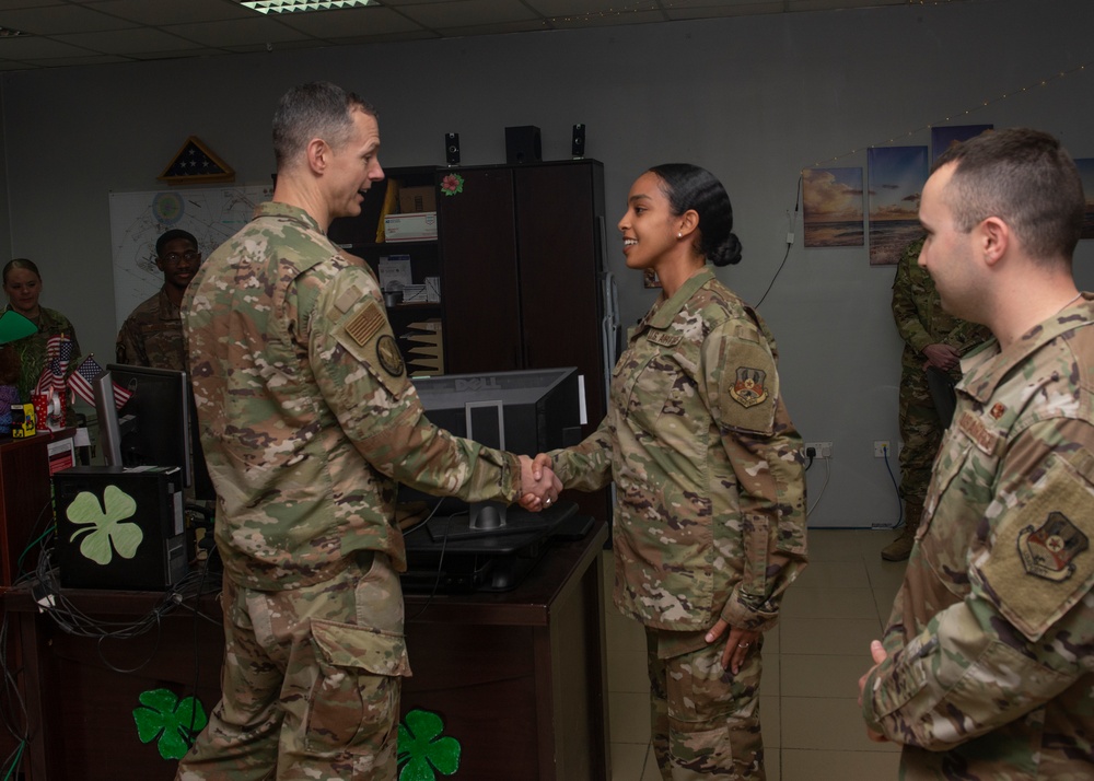 Maj. Gen. Alexus Grynkewich visits the 386th Air Expeditionary Wing