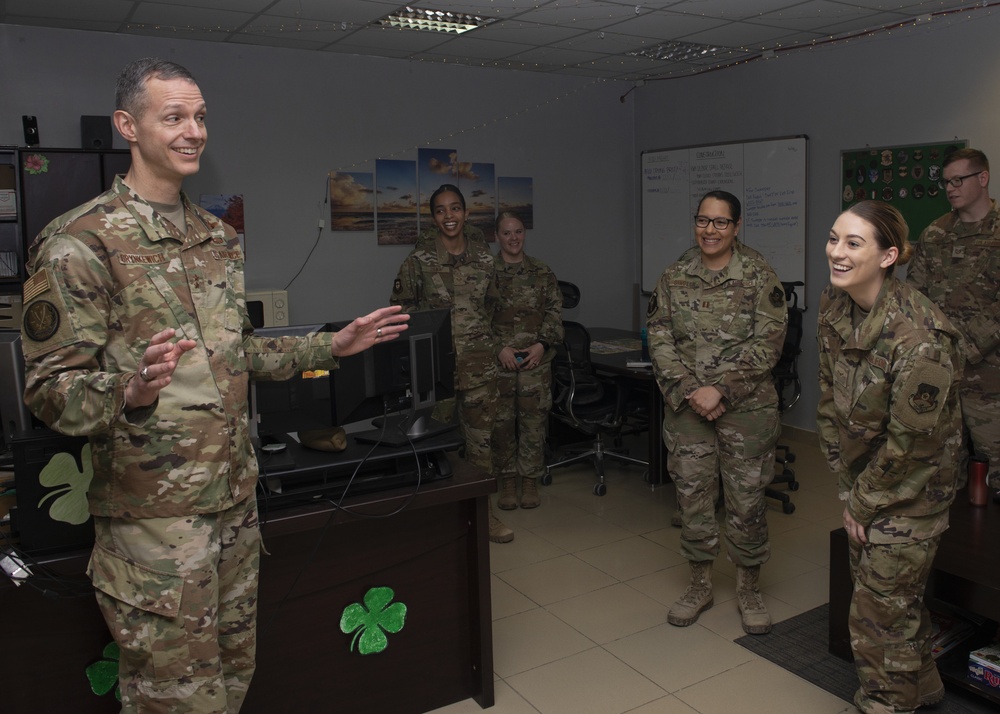 Maj. Gen. Alexus Grynkewich visits the 386th Air Expeditionary Wing