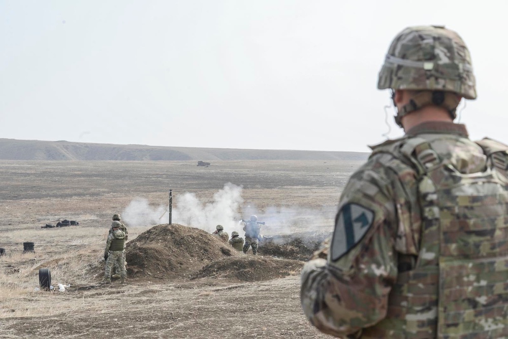 Black Knight' Soldiers conduct CALFEX in multiple countries