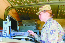 Alvarez sets example for 5-25 Soldiers to emulate