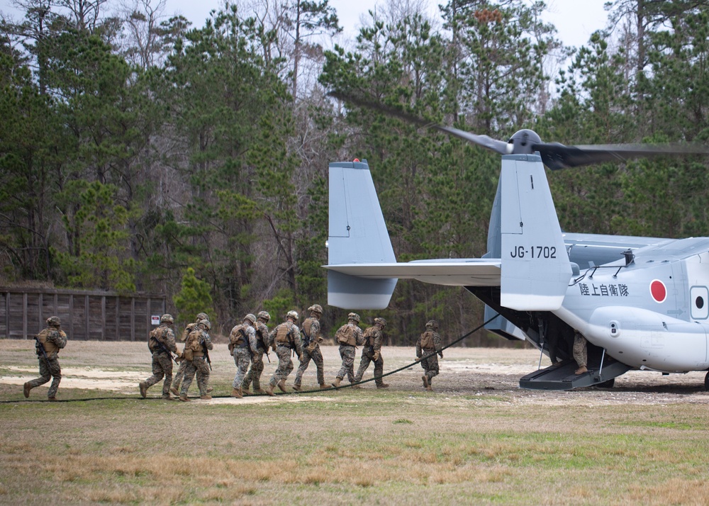 EOTG Rappelling training with Japanese V-22 Osprey