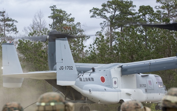 EOTG Rappelling training with Japanese V-22 Osprey