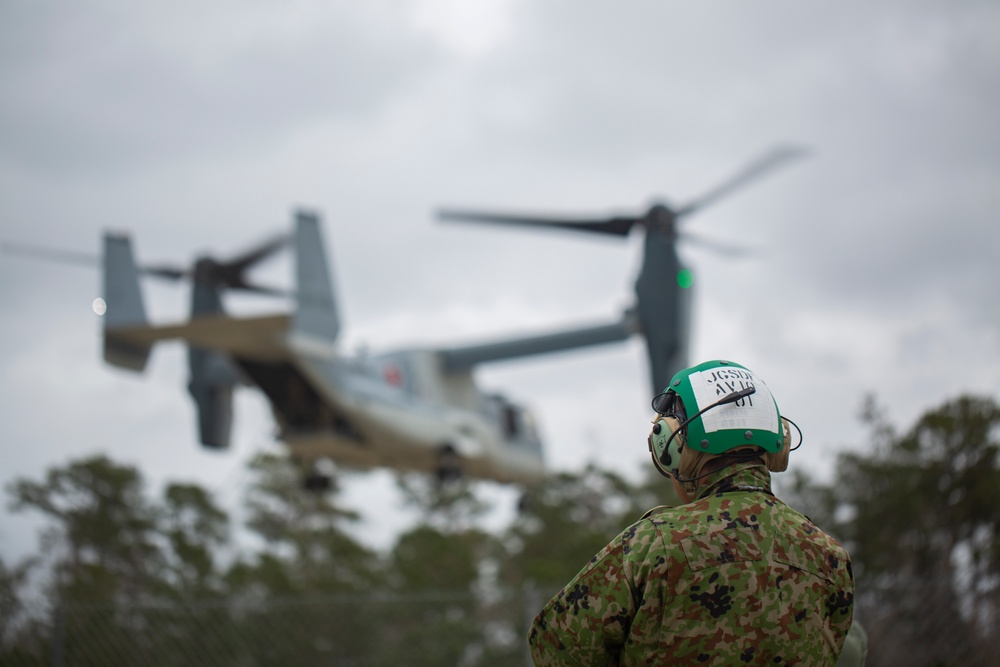 EOTG Rappelling training with Japanese V-22 Osprey