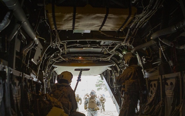 EOTG Rappelling training with Japanese V-22 Osprey