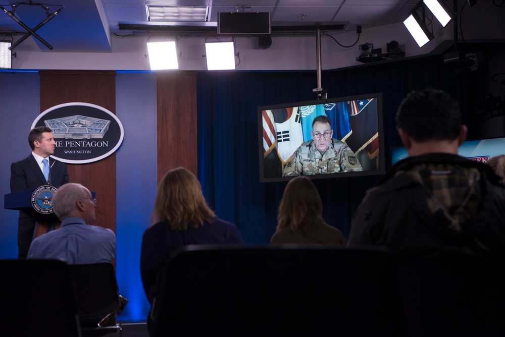 DVIDS - Images - USFK Commander Briefs Pentagon Reporters [Image 6 of 13]