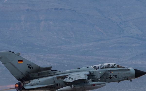 Red Flag 20-2 take offs