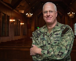 A Guiding Light: Naval Base Kitsap’s Newest Chaplain, Commander David D. Dinkins