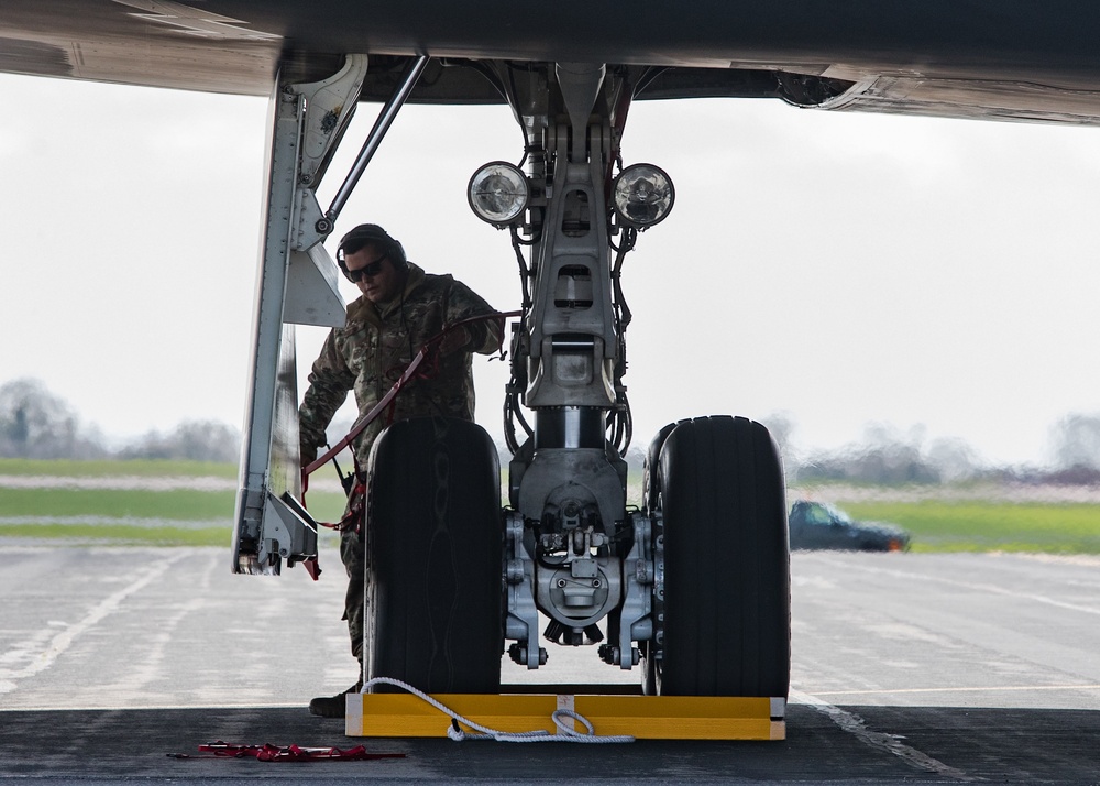 B-2 Bomber crew chiefs launch and recovery from RAF Fairford