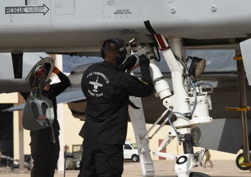 2020 Heritage Flight Training Course: A-10 Demo Team