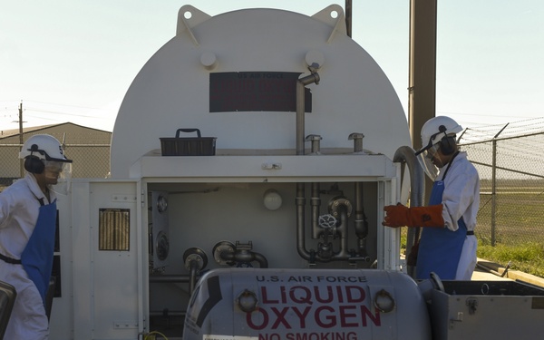 Fuels work hard, but stay clean