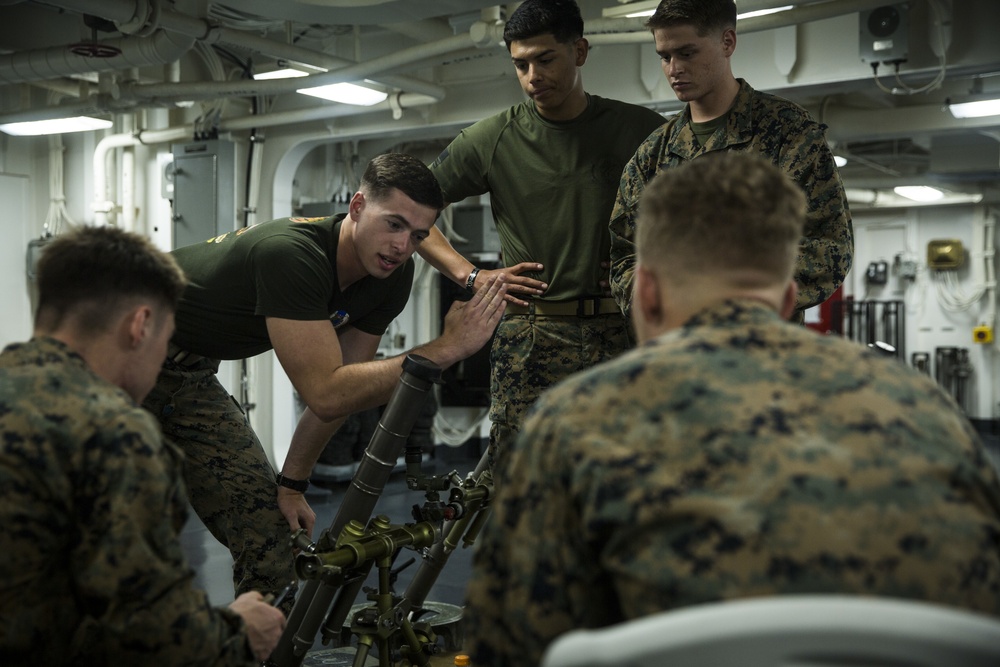 31st MEU Marines conduct 60mm mortars class aboard USS America