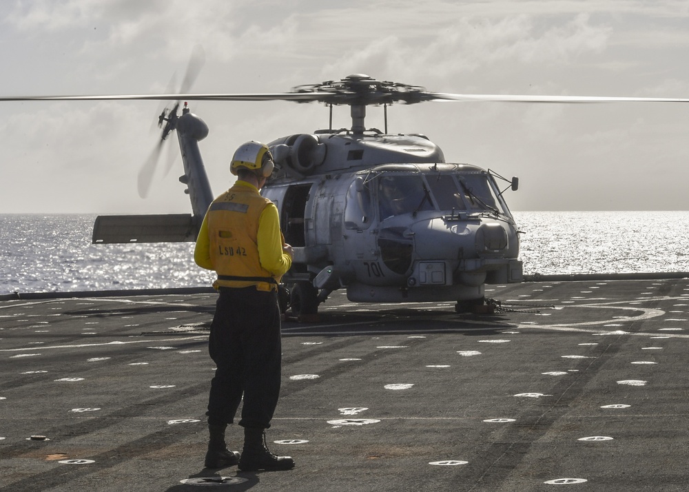 USS Germantown (LSD 42) Flight Ops