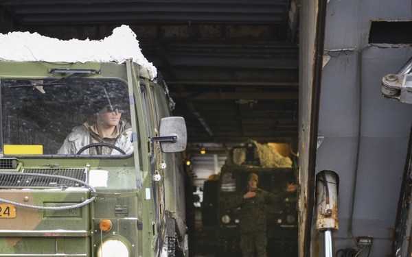 MRF-E loads tactical vehicles for maritime operations