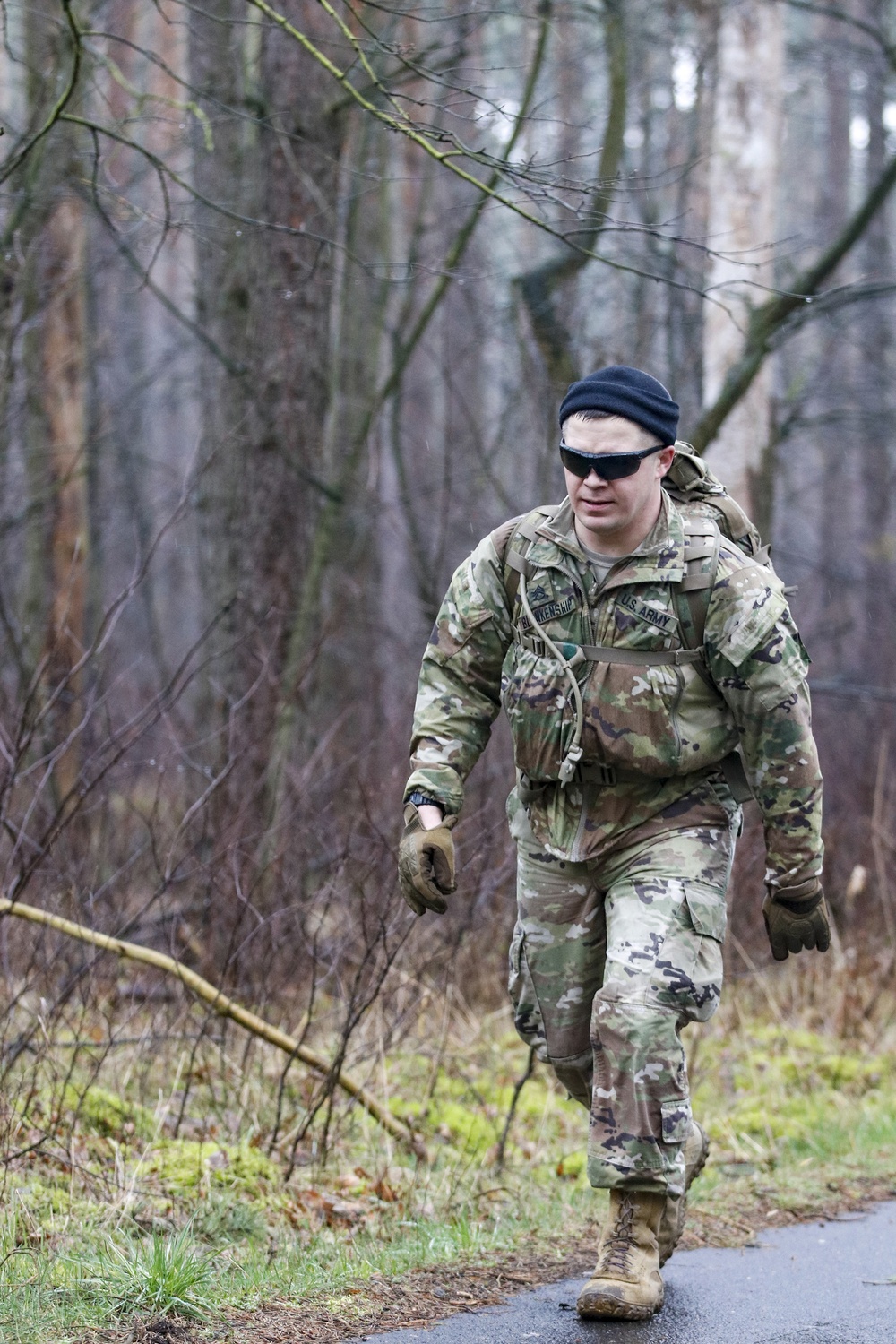 SSG Blankenship rucks