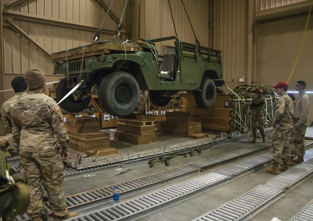 Army Reserve riggers deliver on time, every time