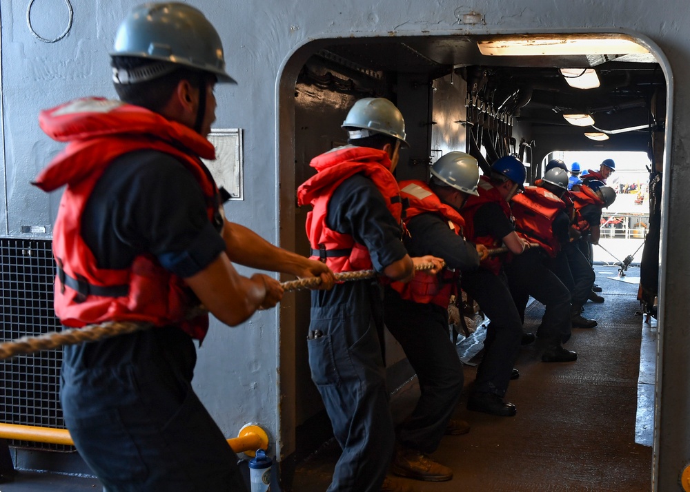 USS Germantown (LSD 42) RAS