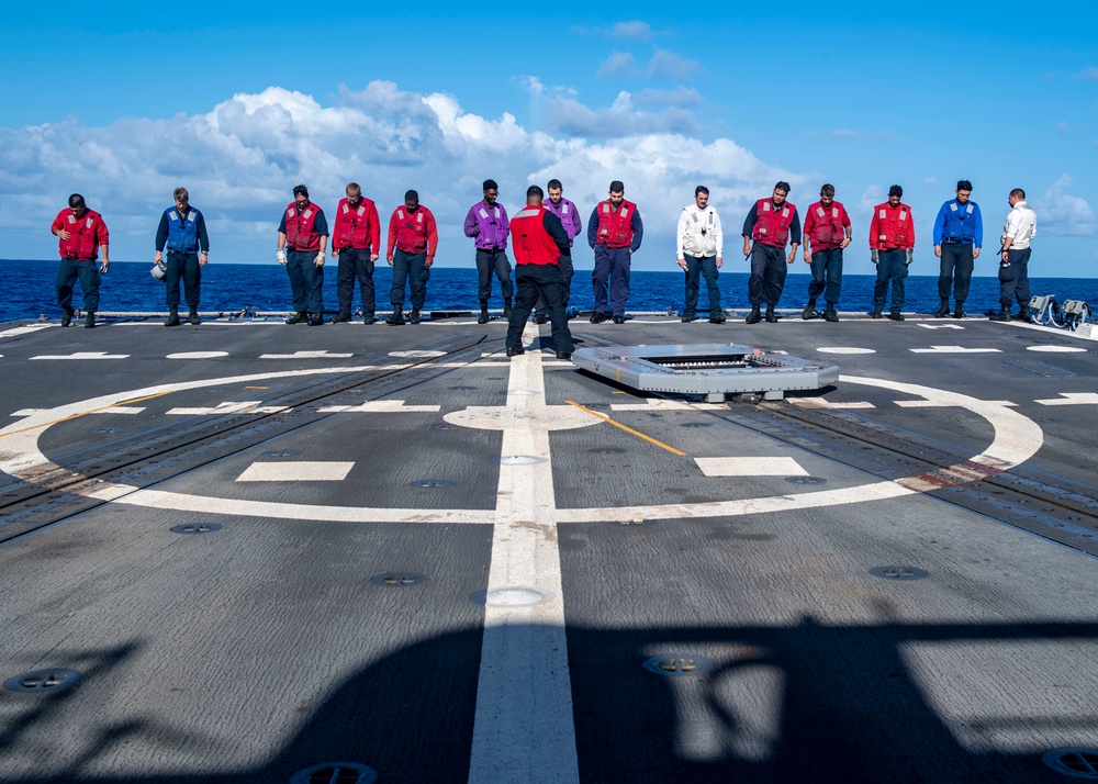 USS Mustin Conducts Flight Quarters