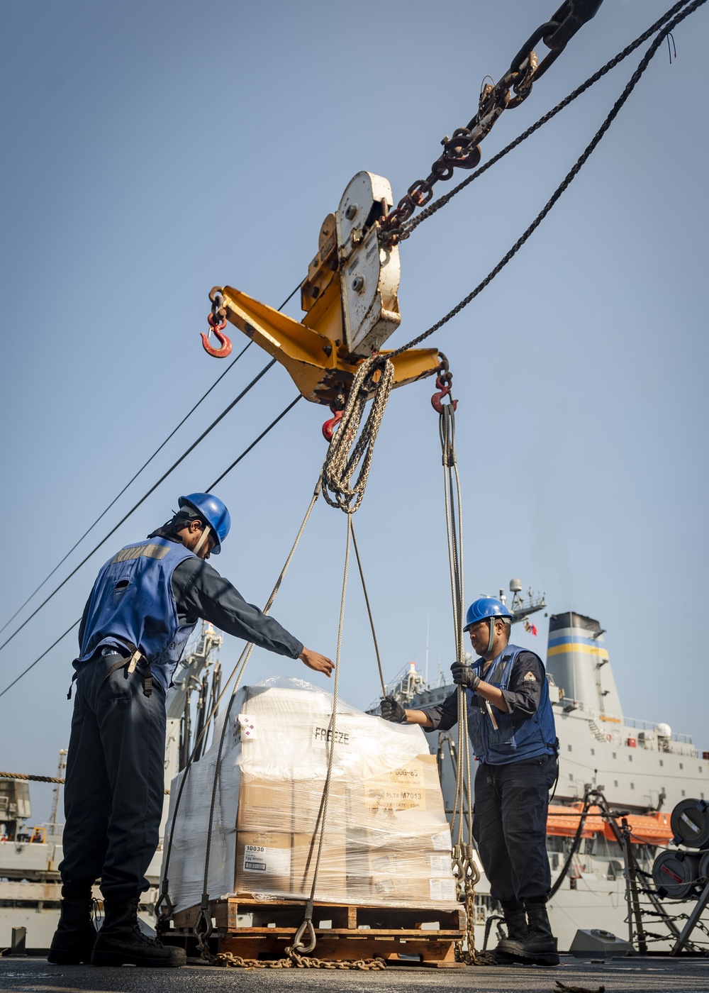 RAS with USNS Tippecanoe