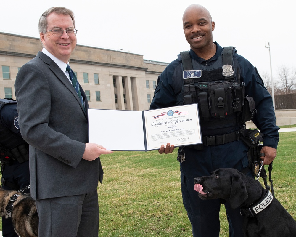 Deputy Secretary of Defense hosts K-9 Appreciation Day