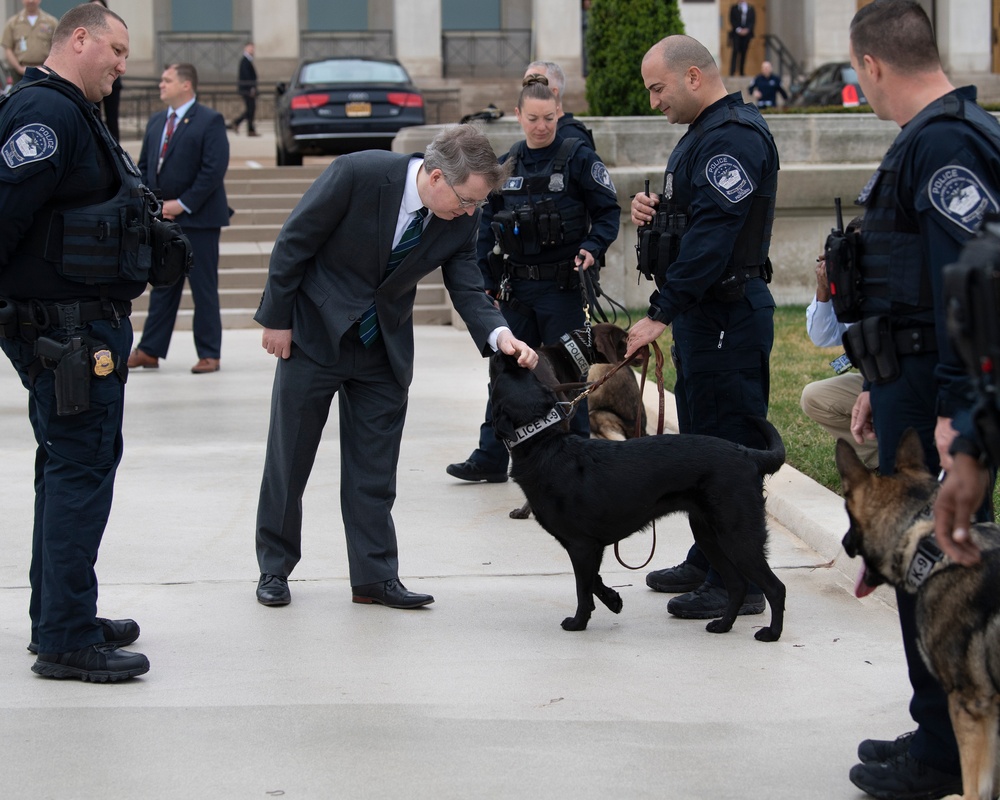 Deputy Secretary of Defense hosts K-9 Appreciation Day