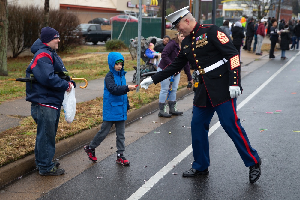 DVIDS Images Town of Dumfries Christmas Parade [Image 3 of 4]