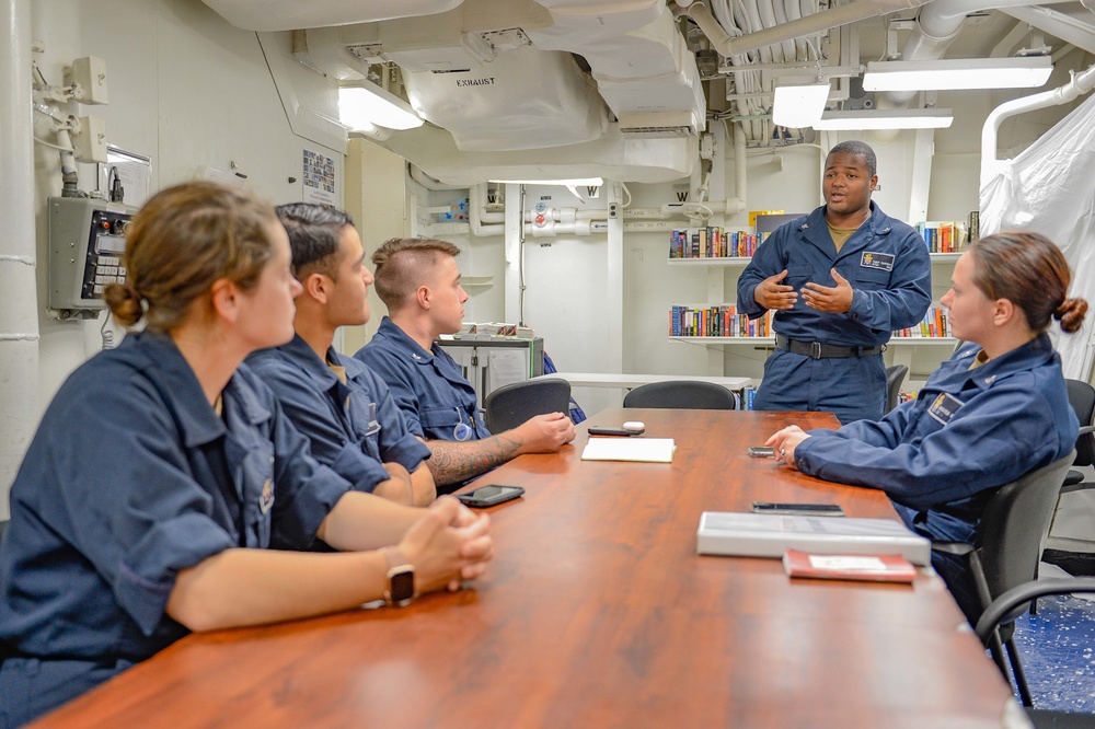 USS Russell (DDG 59)