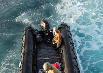 CTF 56 participates in an underwater detonation