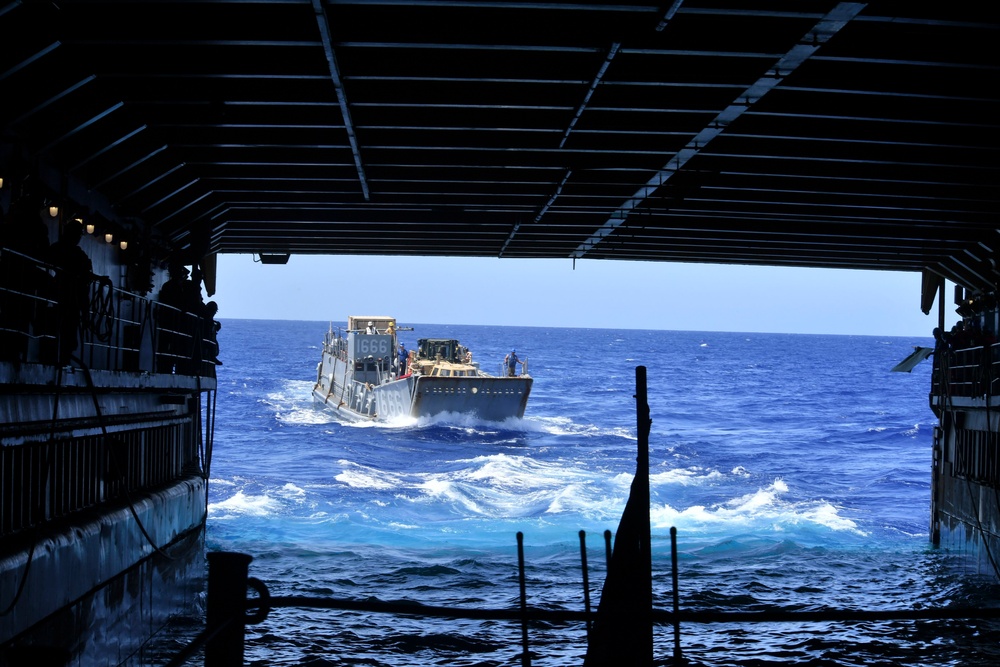 USS Germantown (LSD 42) amphibious operations