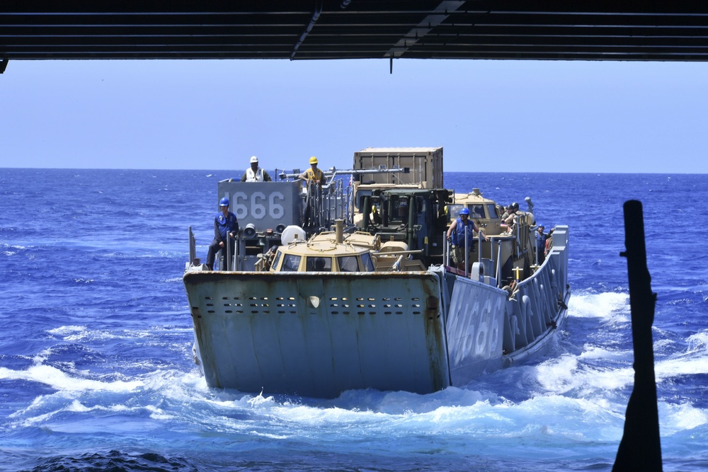 USS Germantown (LSD 42) amphibious operations