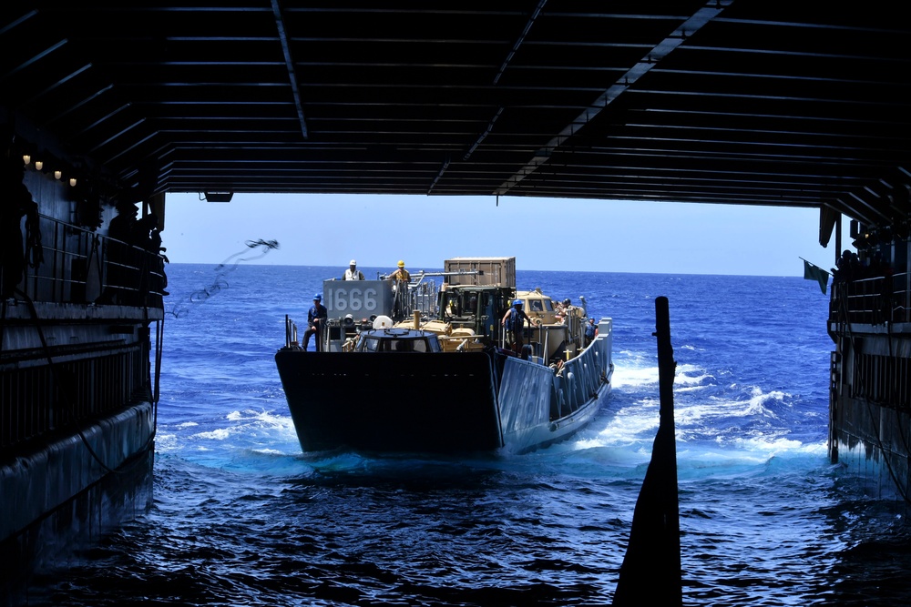 USS Germantown (LSD 42) amphibious operations