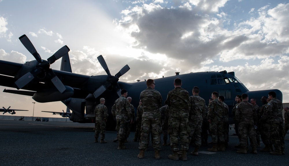 ASAB Midnight Marauders visit AC-130s and MC-130s