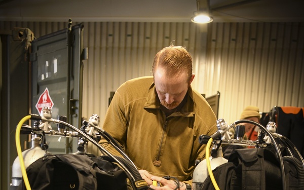 U.S. Navy dives in Norway