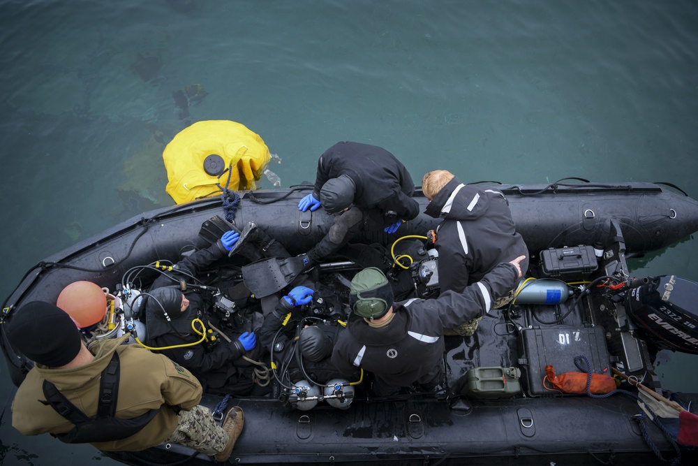 U.S. Navy dives in Norway